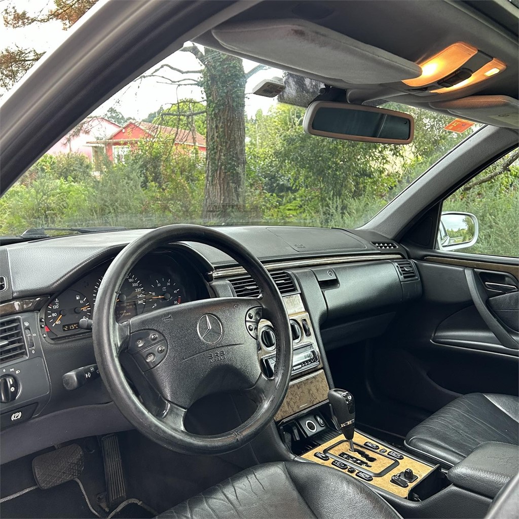 Foto 7 Mercedes E 270