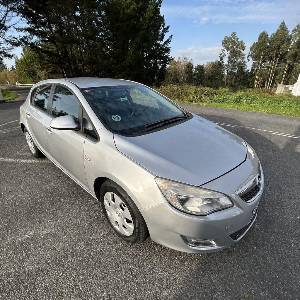 Foto 1 OPEL ASTRA 1.3 CDTI