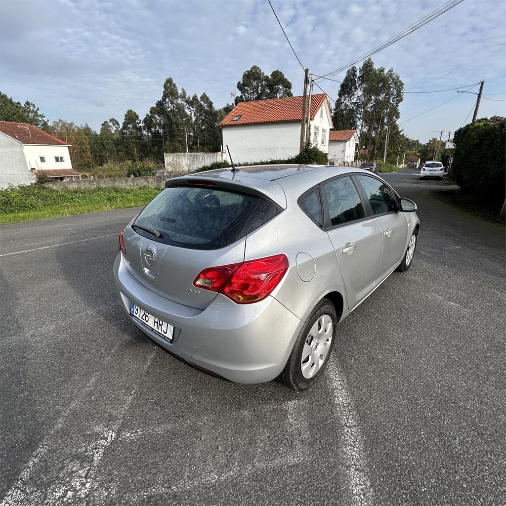 Foto 4 OPEL ASTRA 1.3 CDTI