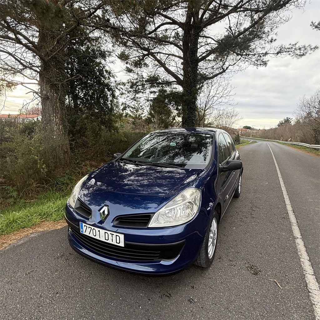 Foto 2 Renault Clio 1.5 dCi Authentique